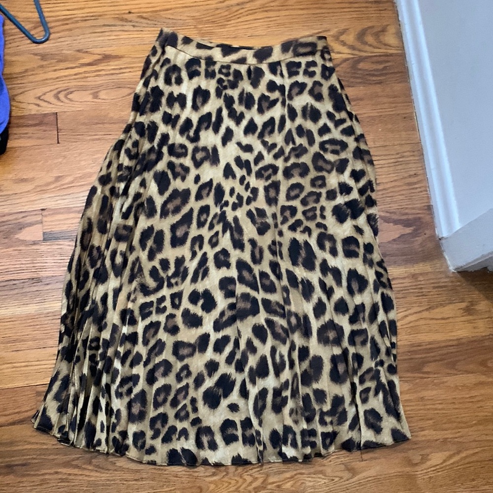Lulu's Leopard Print Midi Skirt in Tan and Black